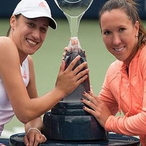 Katarina Srebotnik i Jelena Janković, pobednice Toronta 2013. godine